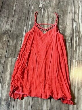 Very J Coral Geometric Ladder V-Neck Trapeze Mini Dress in Size Medium